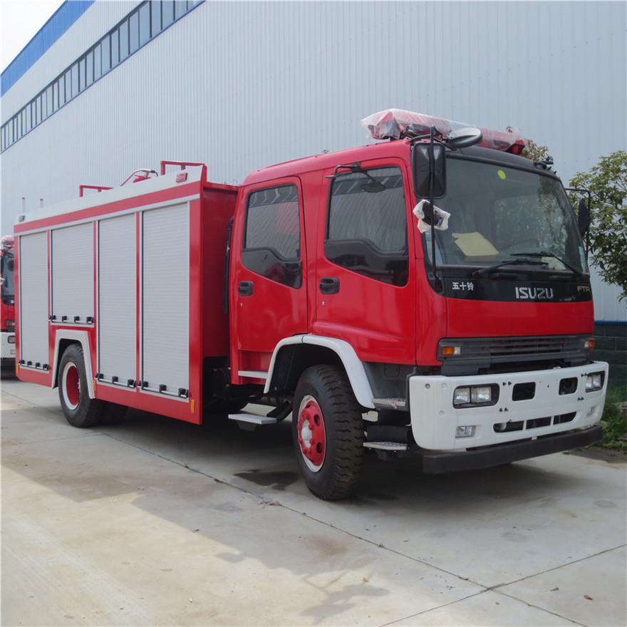 (Qingling) camión de bomberos Isuzu