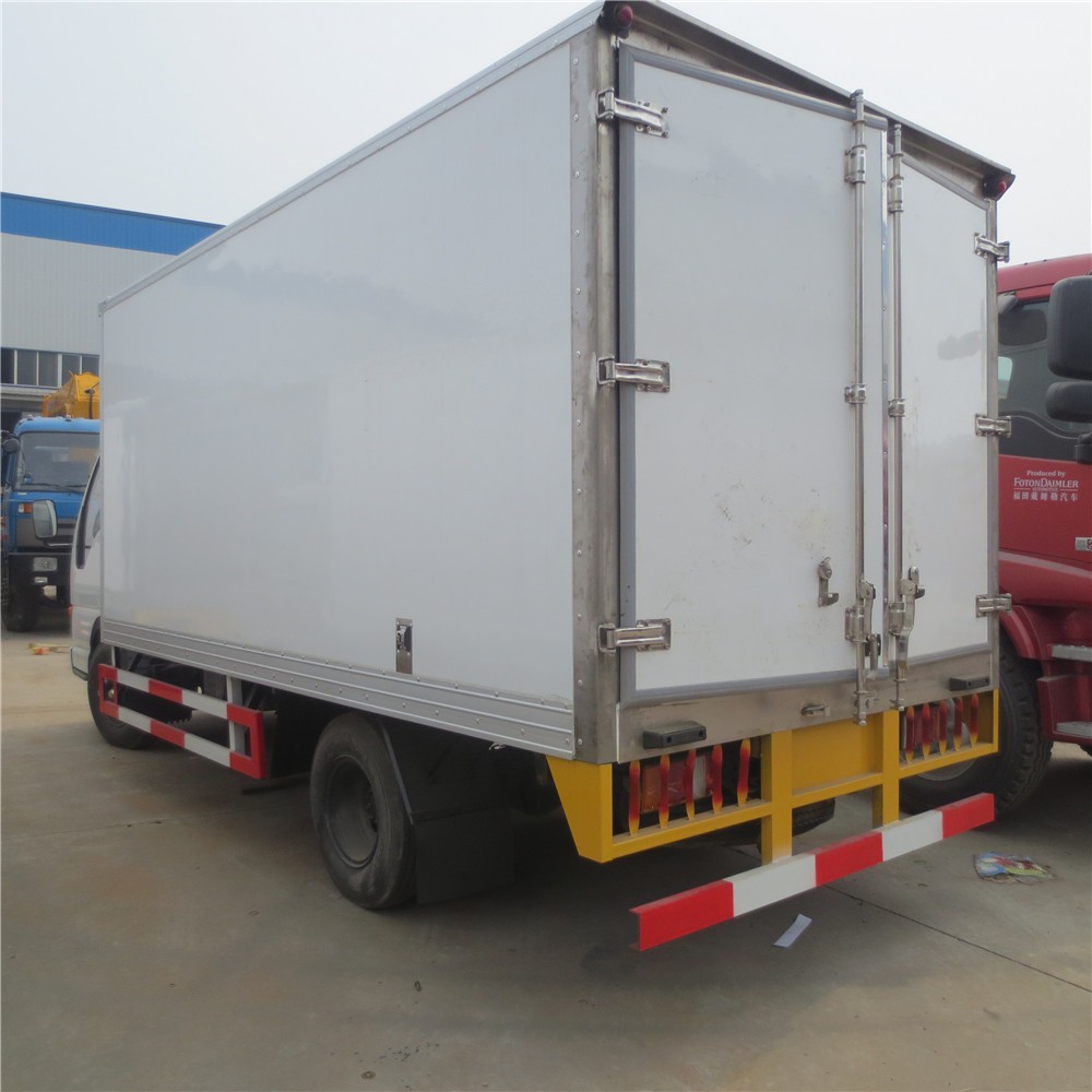 2 ton refrigerated truck