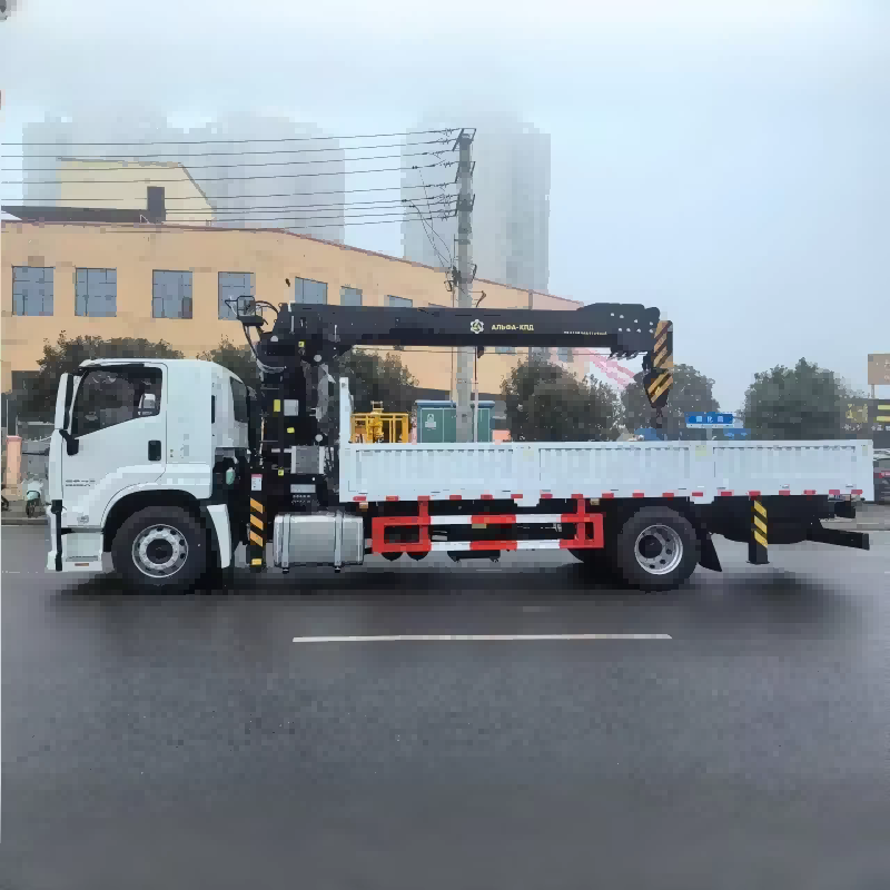 Japan 10 ton crane truck