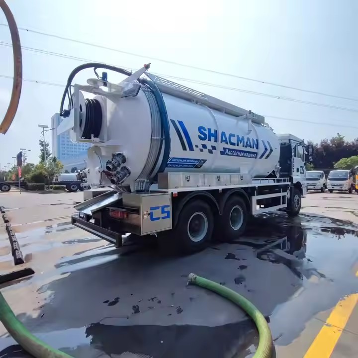 Shacman 12 wheel sewage suction truck