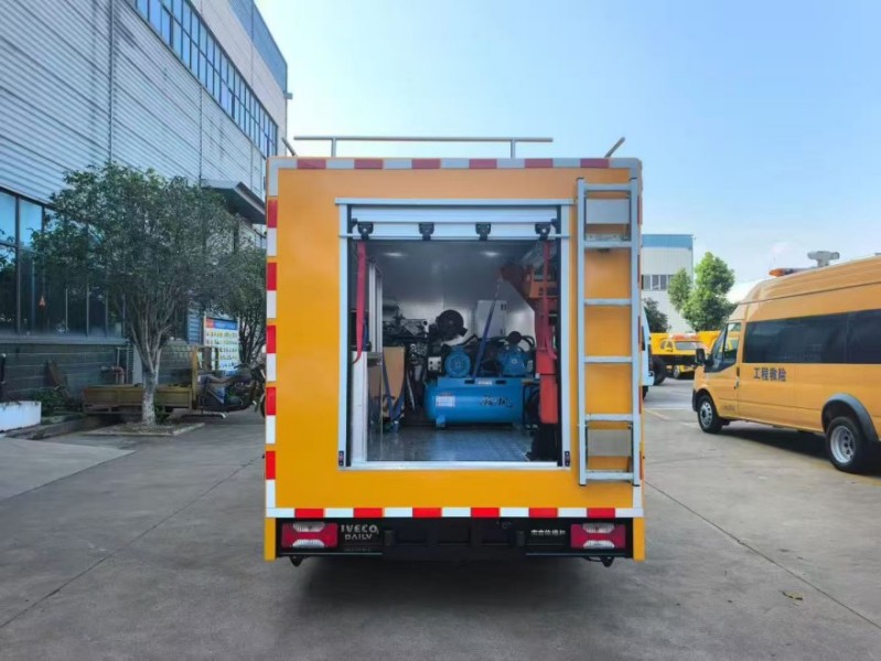 Китай 1veco 4X2 4x4 Мобильный ремонтный грузовик, производитель