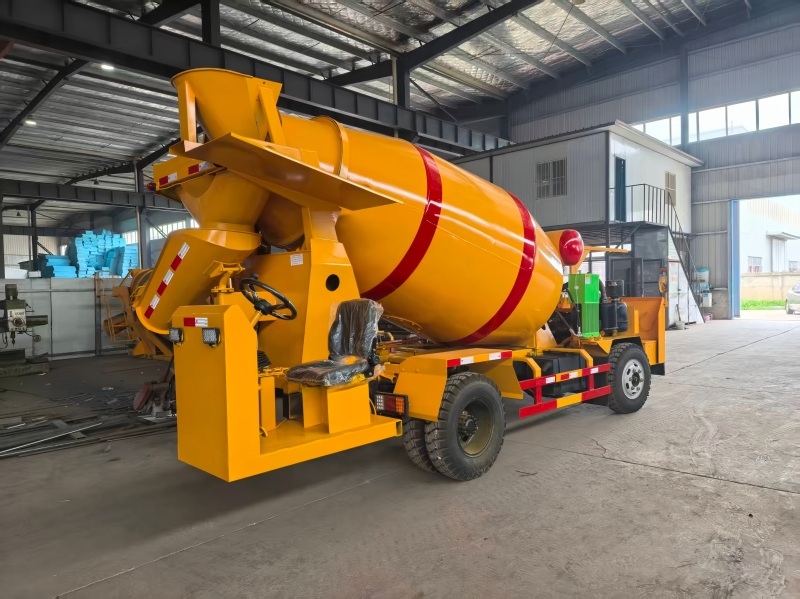 Mining concrete mixer truck 5m3