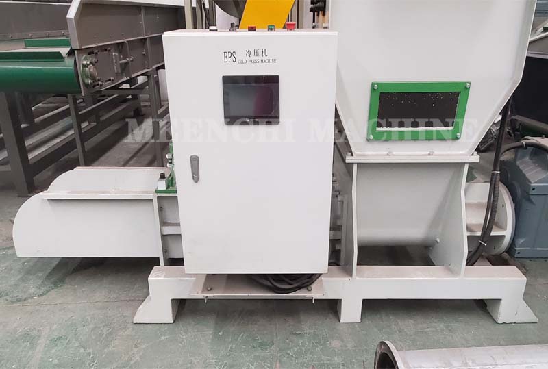 Machine de recyclage eps