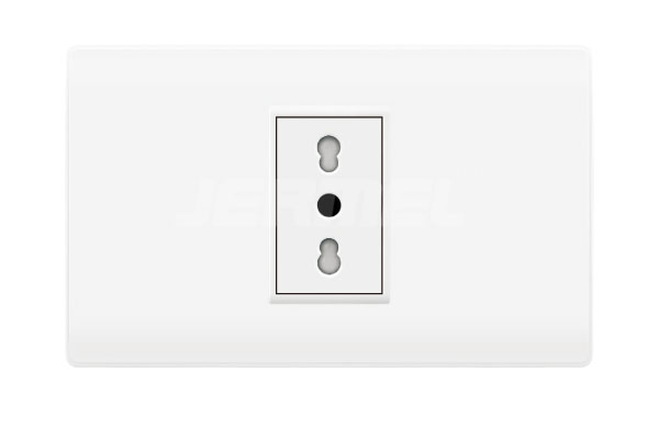 Italian socket