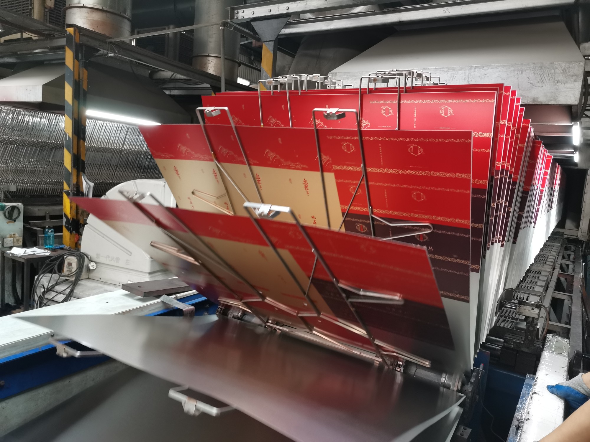 Tinplate tea can printing has special requirements for inks Tinplate tea can printing has special requirements for inks