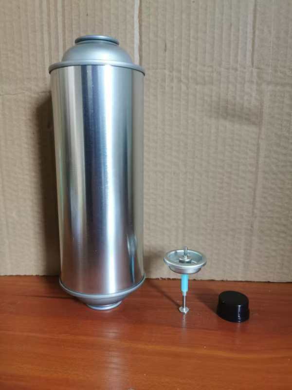 round tin aerosol cans