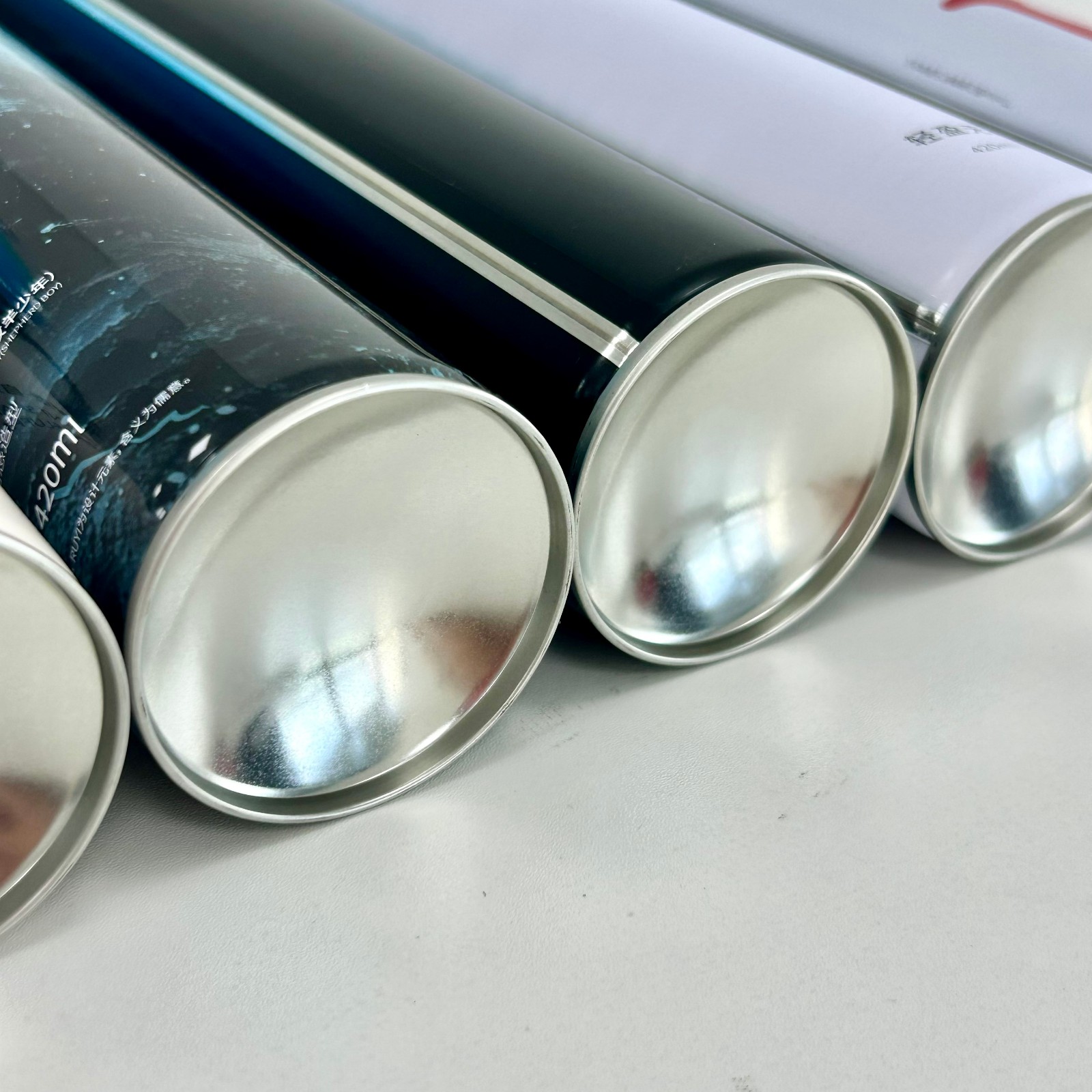 metal aerosol can