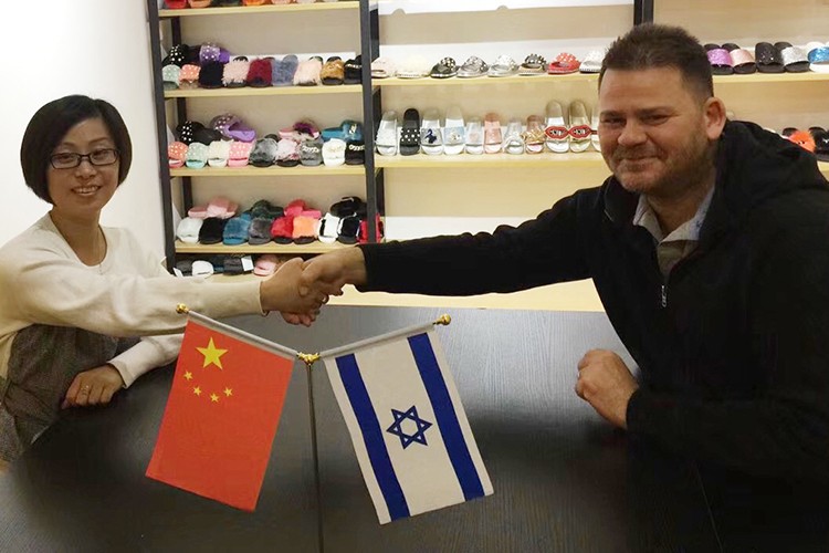 Israeli customers visit