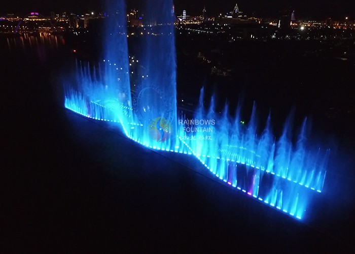 Large Outdoor Water Screen Movie Fountains On The Lake