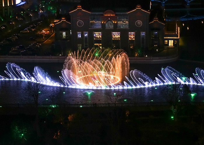 Boardwalk Laser Show And Musical Fountain