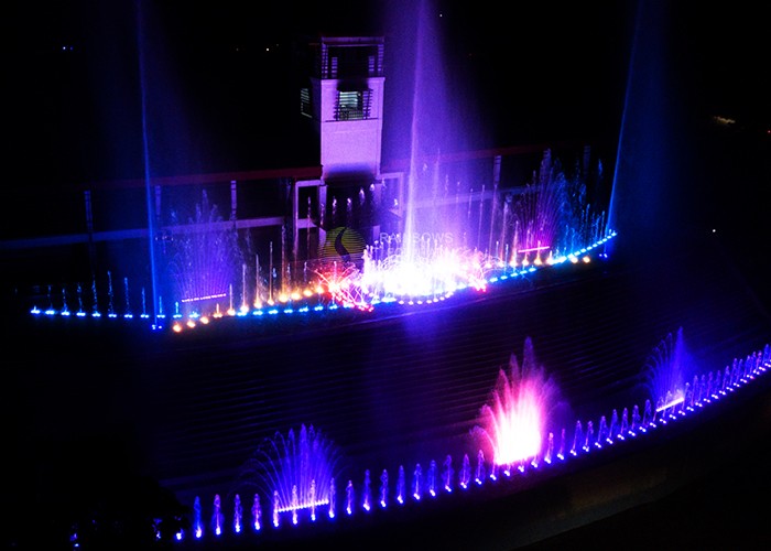 Outdoor Musical Dancing Pool Fountain With Lights