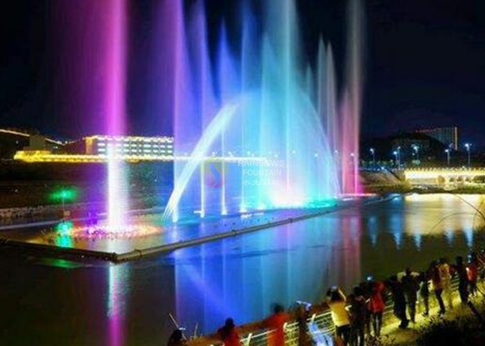 Park Highest Jet Water Fountain With Lights for Lake Decoration