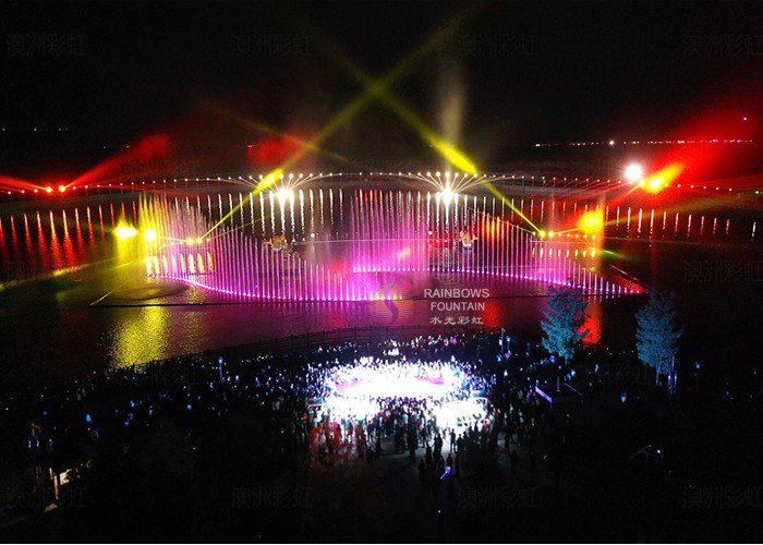 Китай Озерный плавучий фонтан со светодиодной подсветкой, производитель