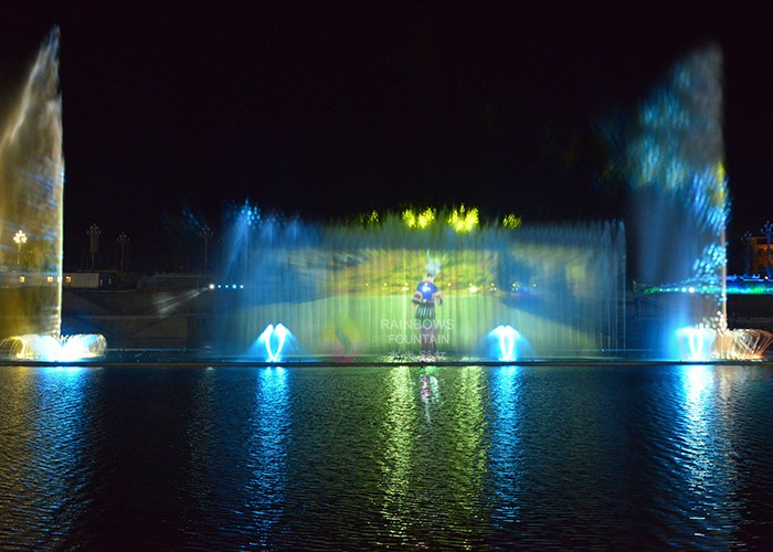 Schermo d'acqua e fontana del film Laser Show