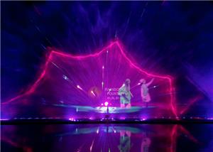 Индийское водное шоу танцев музыки озера Дал с фонтаном и лазером кино