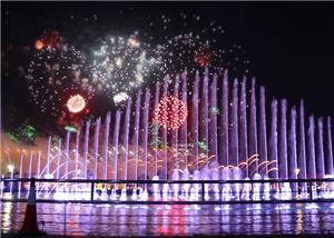 2019 المملكة العربية السعودية موسم الرياض مشروع عرض نافورة المياه الراقصة الموسيقية الكبيرة للمسبح الاصطناعي