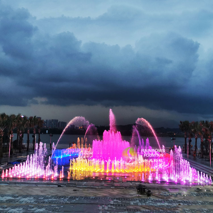 dry fountain