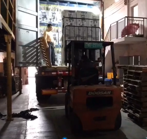 Kontenery zostaną wysłane do Europy