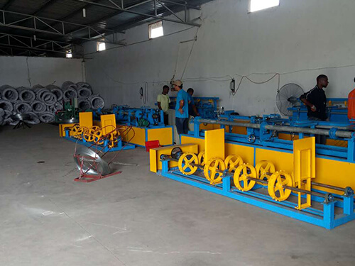 These are the actual chain link fence machine pictures of customer.