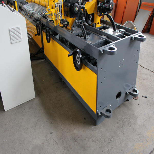 chain link fence weaving machine