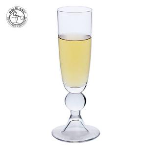 Klares Champagnerflötenglas mit kurzen Stielfüßen