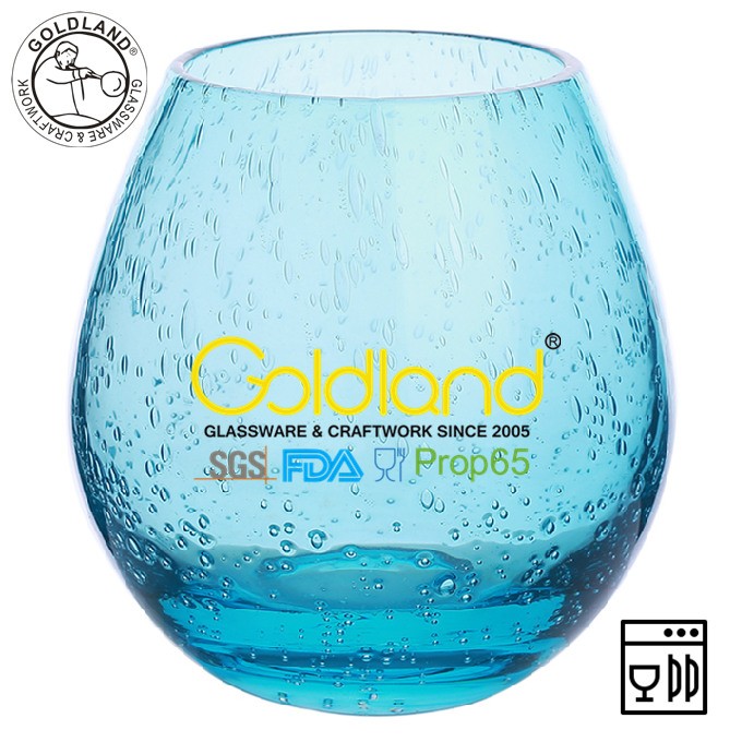 Стеклянный стакан ручной работы синего цвета с пузырьками воздуха