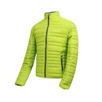 厚みのあるキルティングパファージャケット