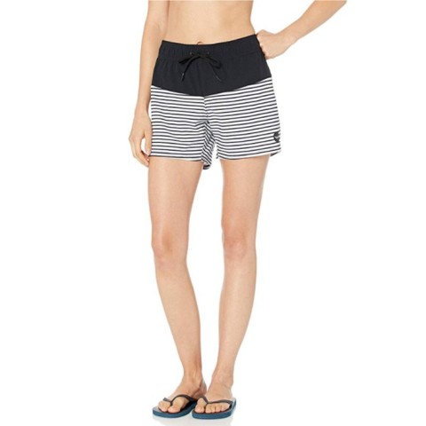 Женские шорты из переработанной ткани