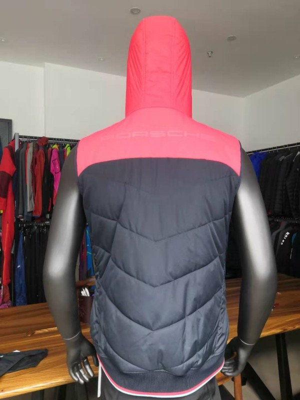 パッド入りベスト