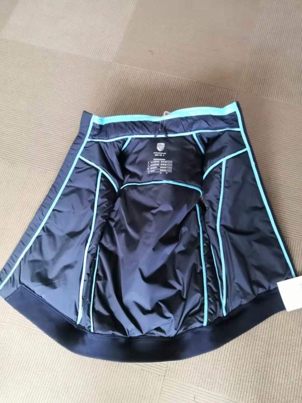 パッド入りベスト