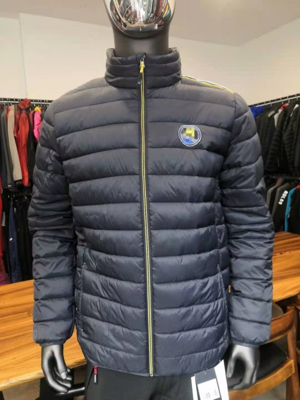 ネイビーパッド入りジャケット