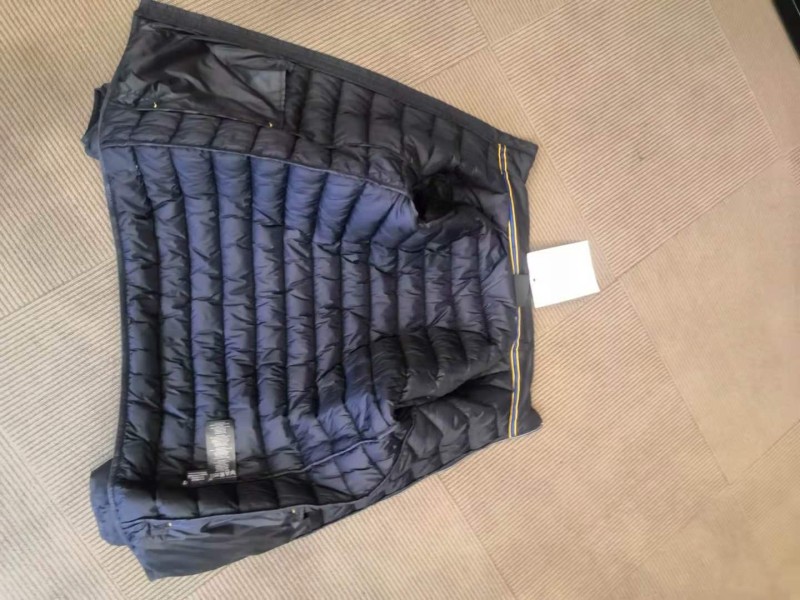 ネイビーパッド入りジャケット