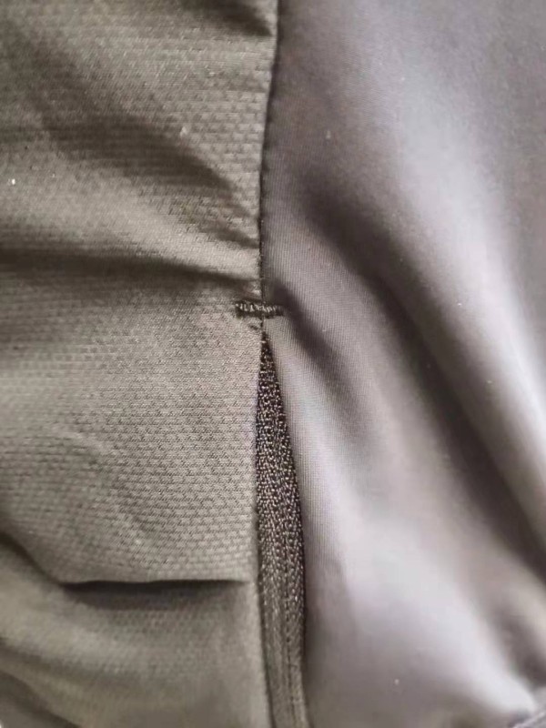 トレーニングパンツ