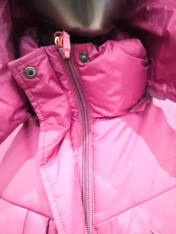 ダウンパッド入りジャケットを