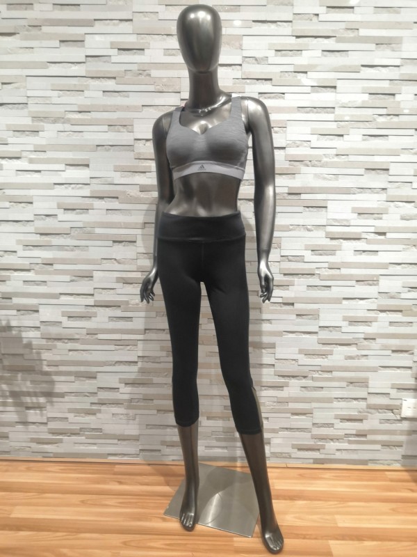 女性 』は、ミッドライズのフルレングスのヨガレギンスです