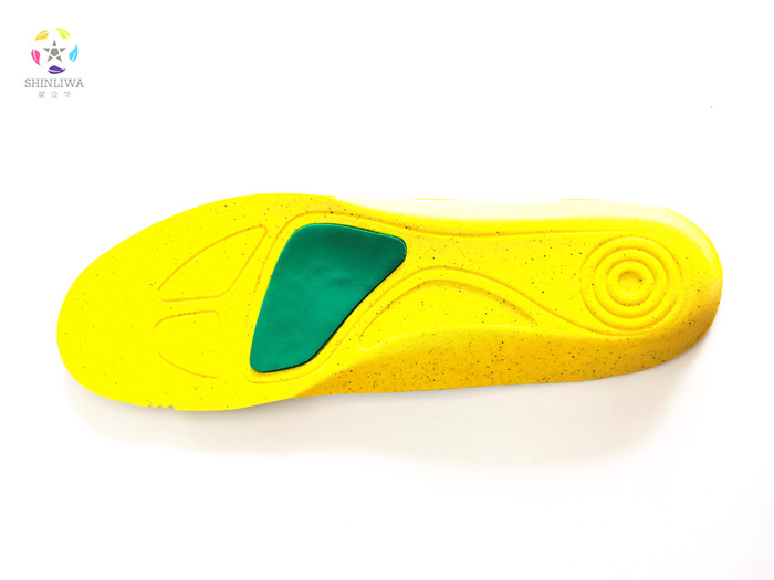 ক্রীড়া জুতা insoles