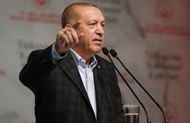 Presidente de Turquía urge a Grecia frontera abierta para los inmigrantes ilegales