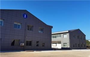Workshop-For garments, serged&taped seam line Xianning Huaxin Garment Co., Ltd. factory