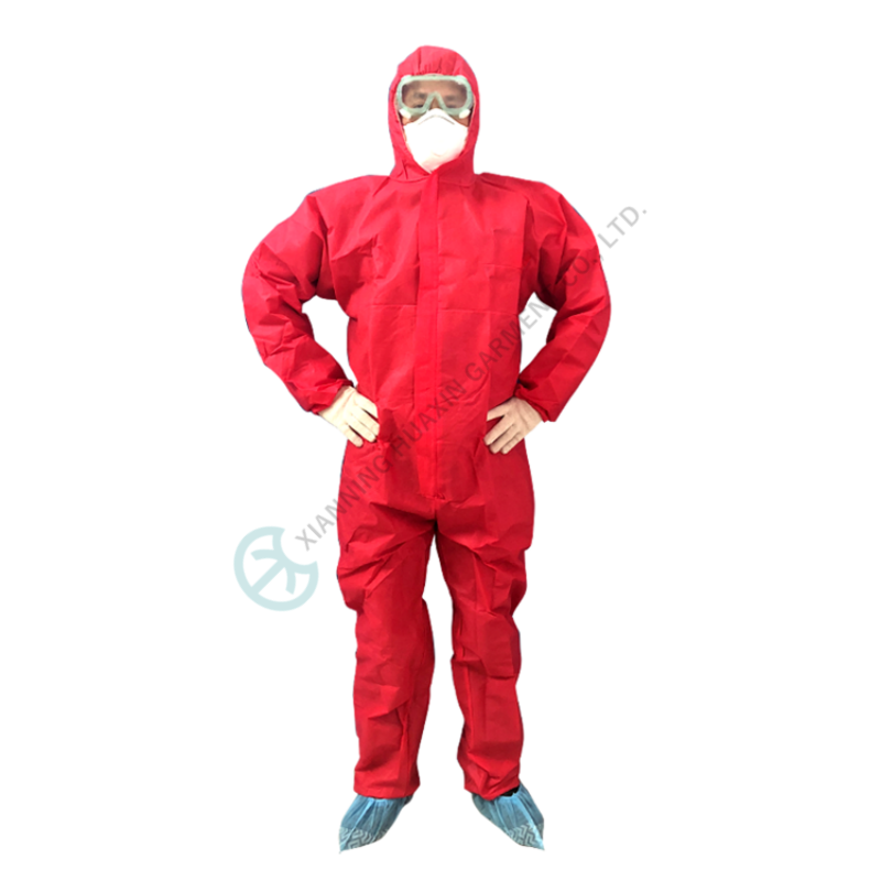 liquid and particles resistant breathable clothing 