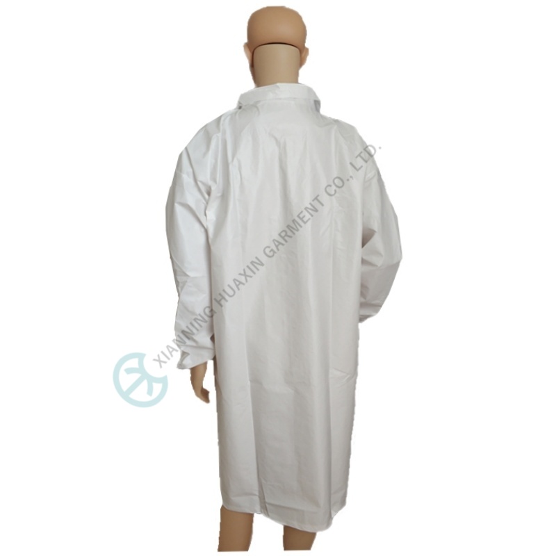 suit with elastic cuff