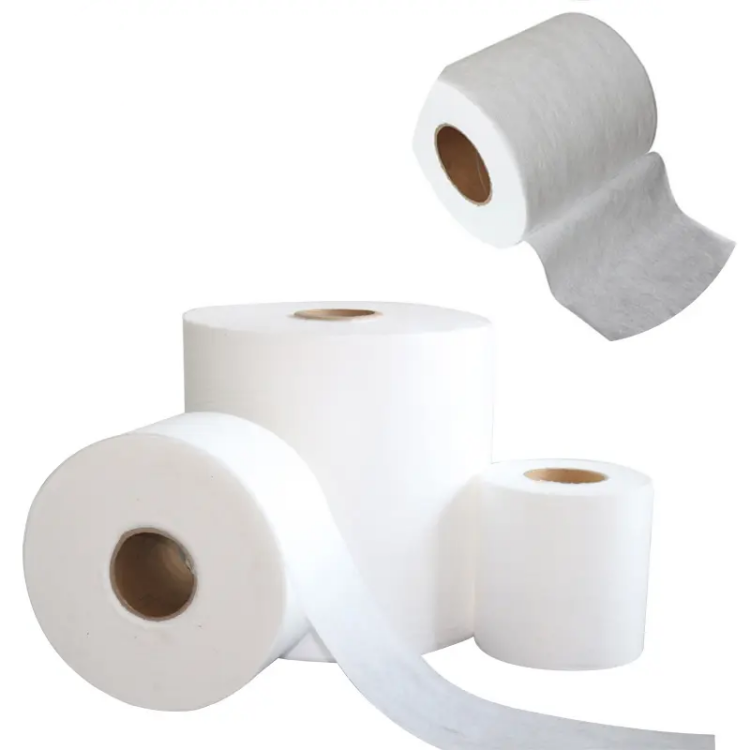 liquid and particles resistant breathable clothing 