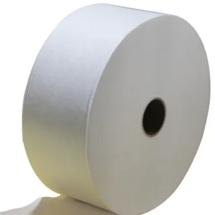 liquid and particles resistant breathable clothing 