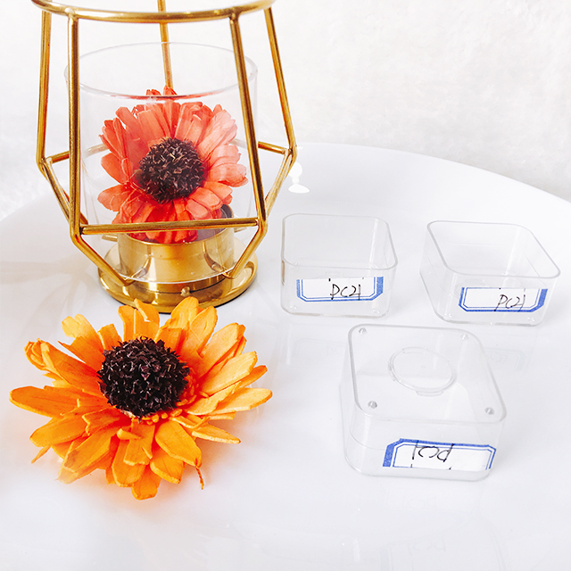 pc107 The Flame Shape Plastic Tealight Cup