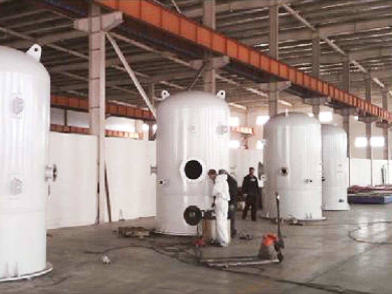 52 Sets Air Pressure Tanks Exported to Japan