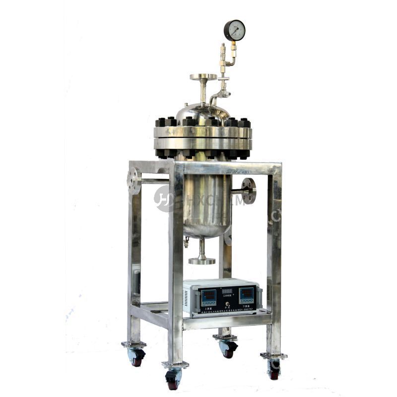 Moveable stainless steel laboratory autoclave vessels
