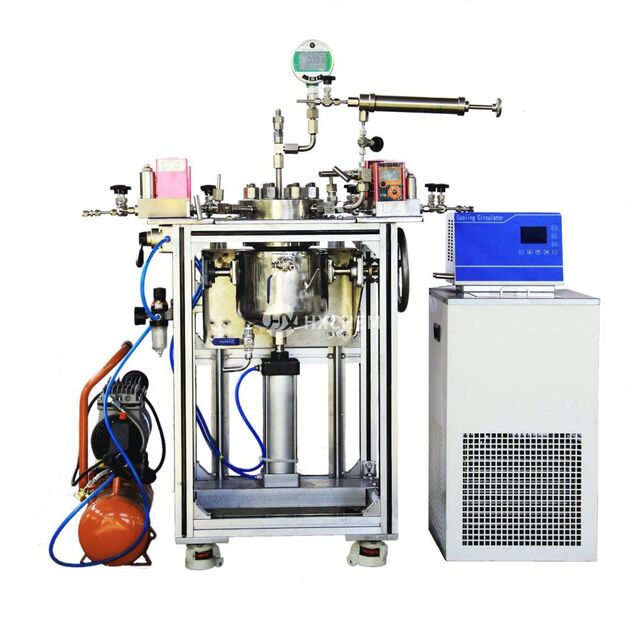 Non stirred pressure autoclave reactor with flowmeter and thermostatic