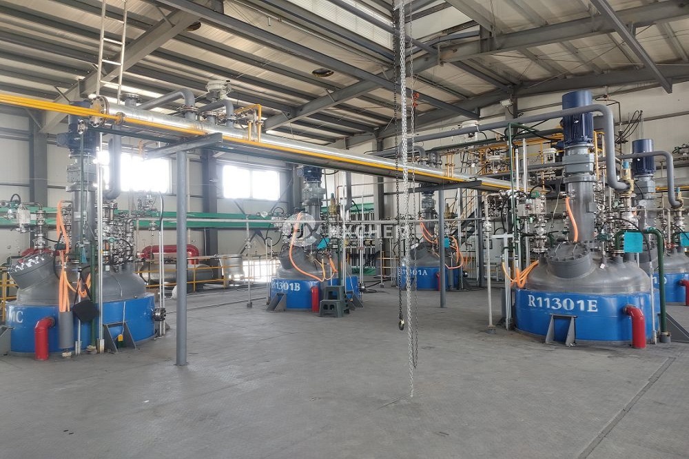 14 zestawów autoklawów wysokociśnieniowych do natychmiastowego uwodornienia chemicznego