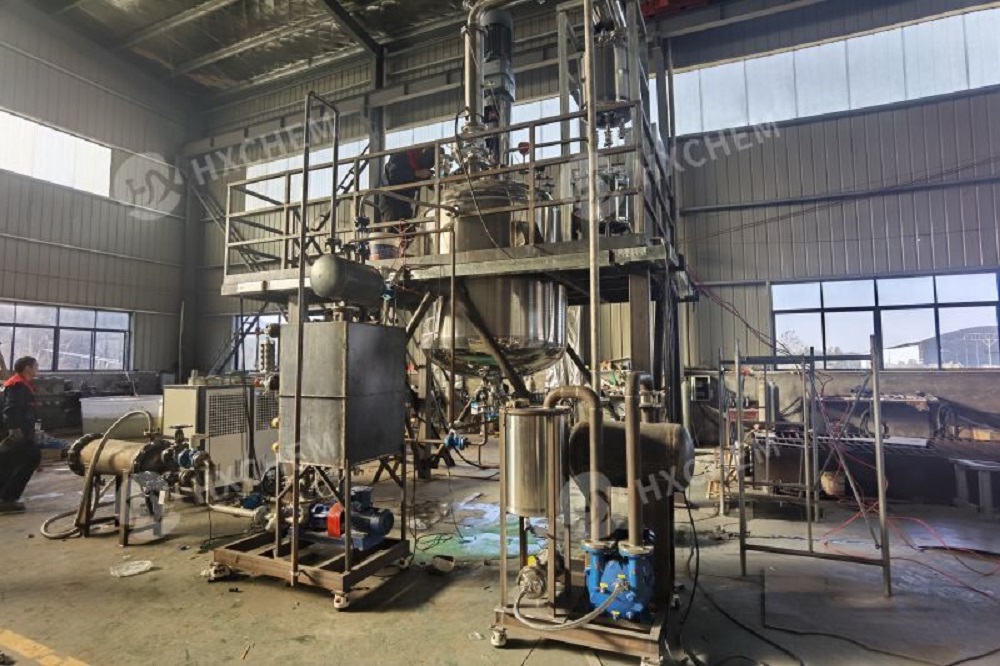 Reaktory żywiczne ze stali nierdzewnej o pojemności 2000 litrów ze skraplaczem i kolektorami