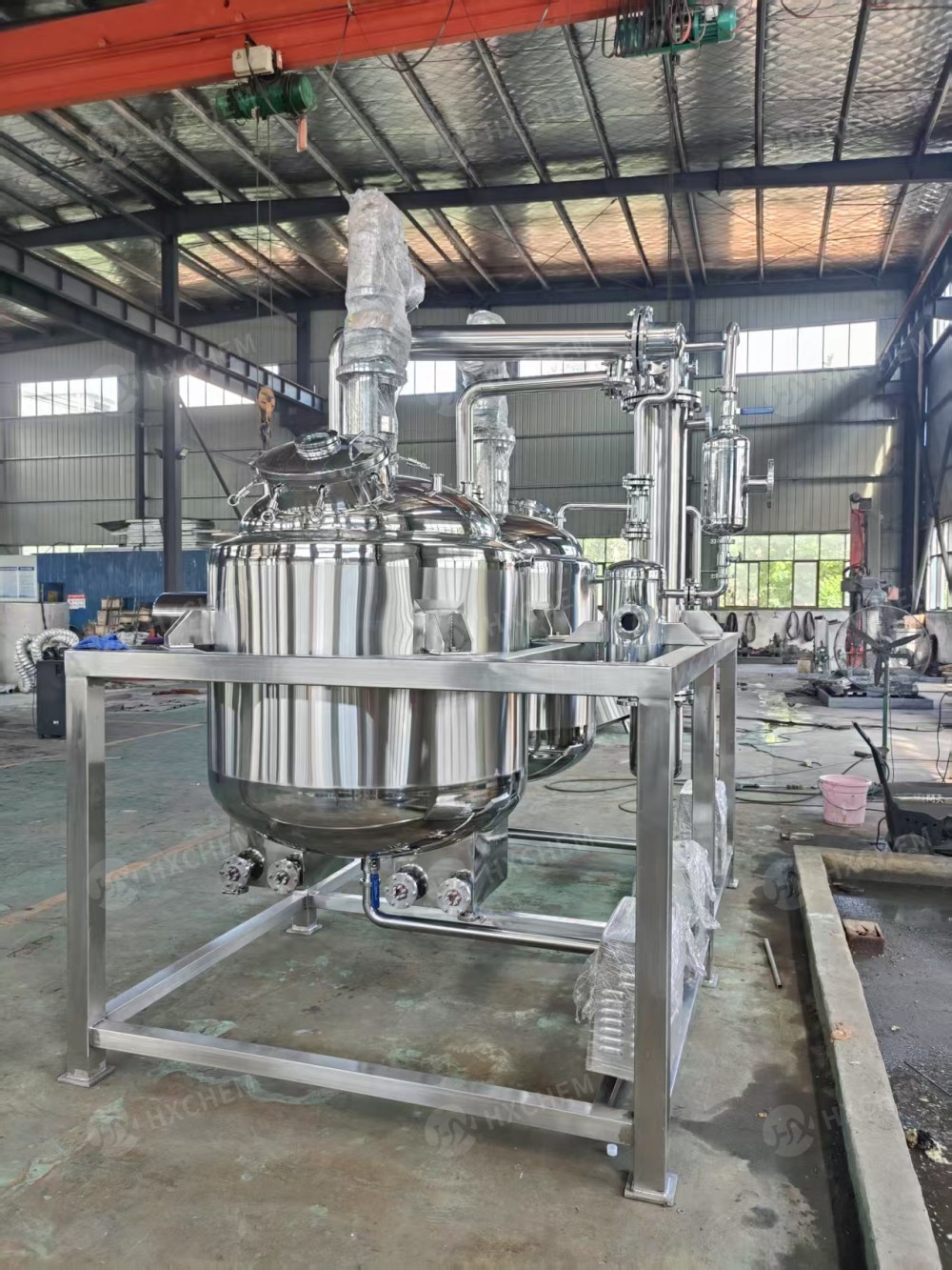 Double jacket mixing tank
