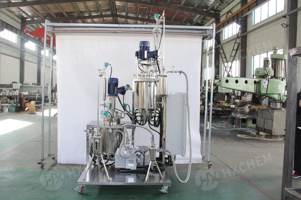 Lab reactor with condensening Lab reactor with condensening